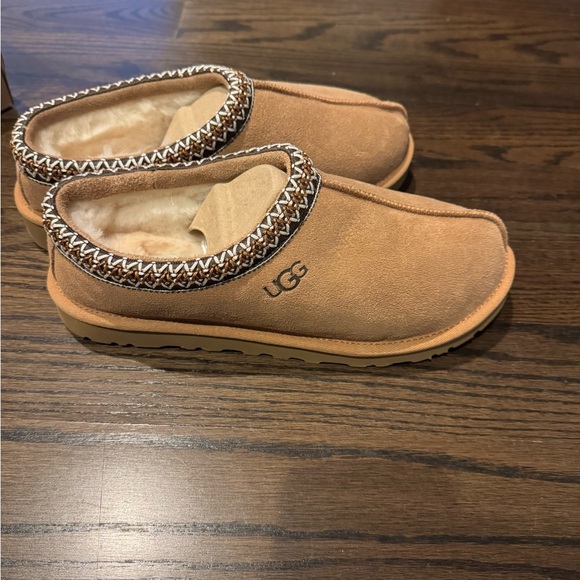 Uggs Tasman brand new in box size 8 - Picture 4 of 6